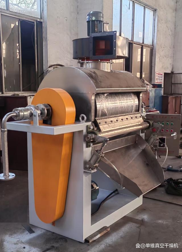 滾筒刮板干燥機(jī) 原理、特點(diǎn)與多元化應(yīng)用場景